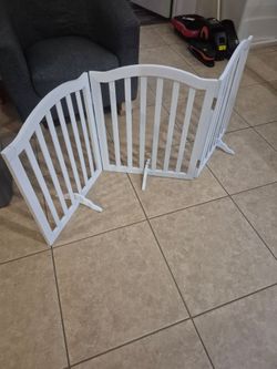 White Wooden Freestanding Pet Gate new