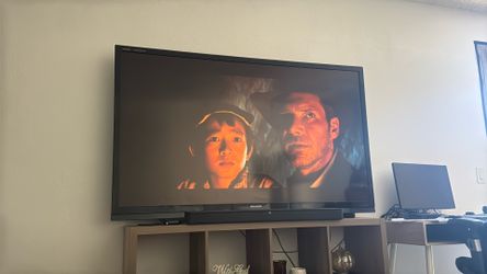 60in Samsung TV