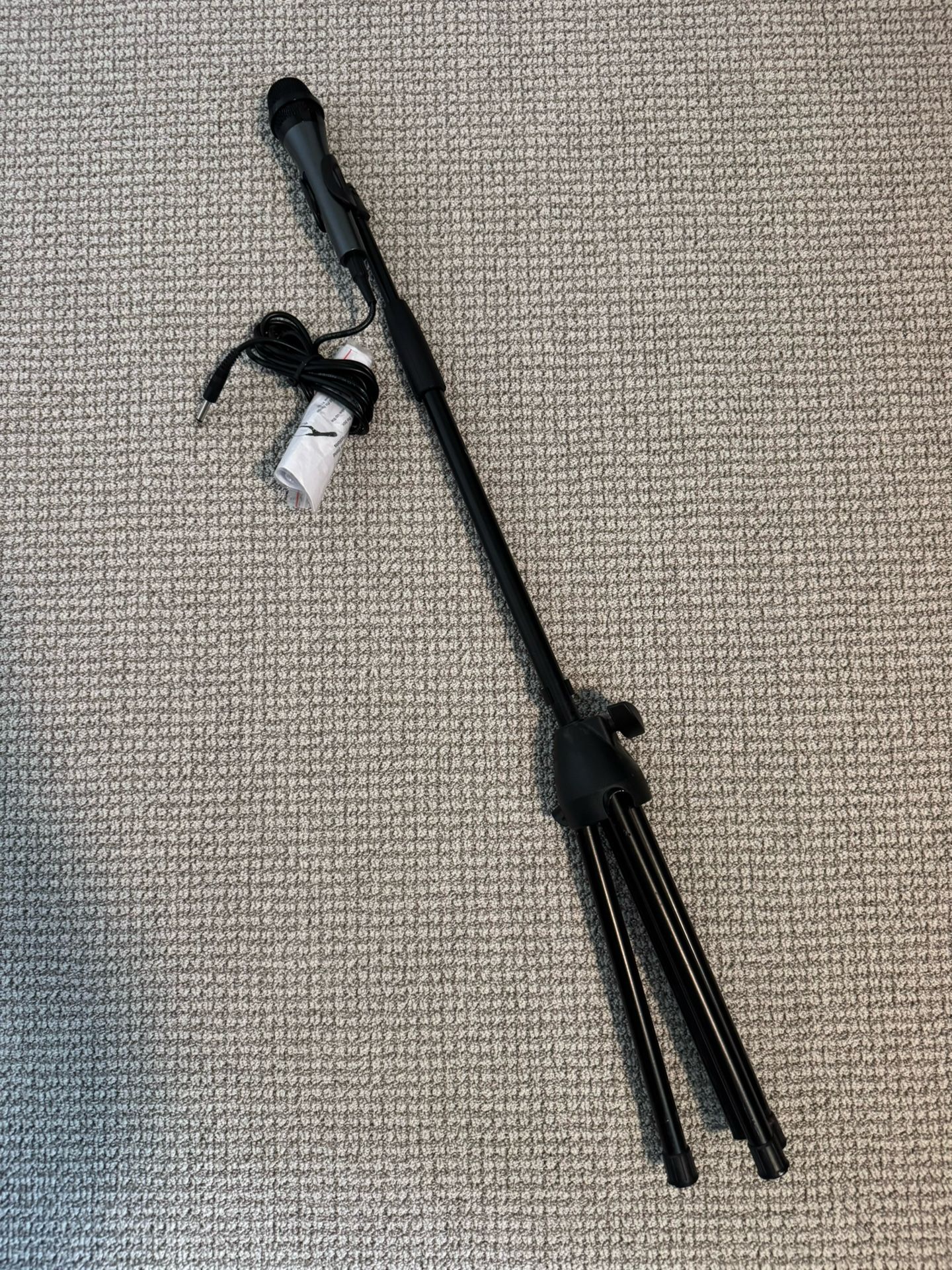 New Microphone With Stand