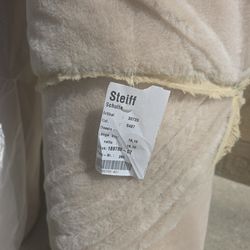 Carpet material like