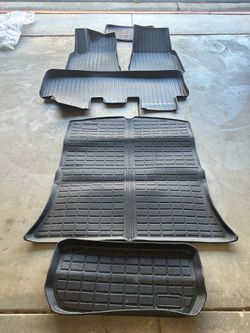 Tesla Model Y 5 seat mats
