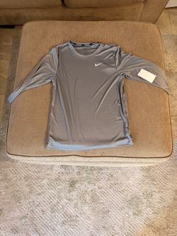 brand new never worn NIKE
