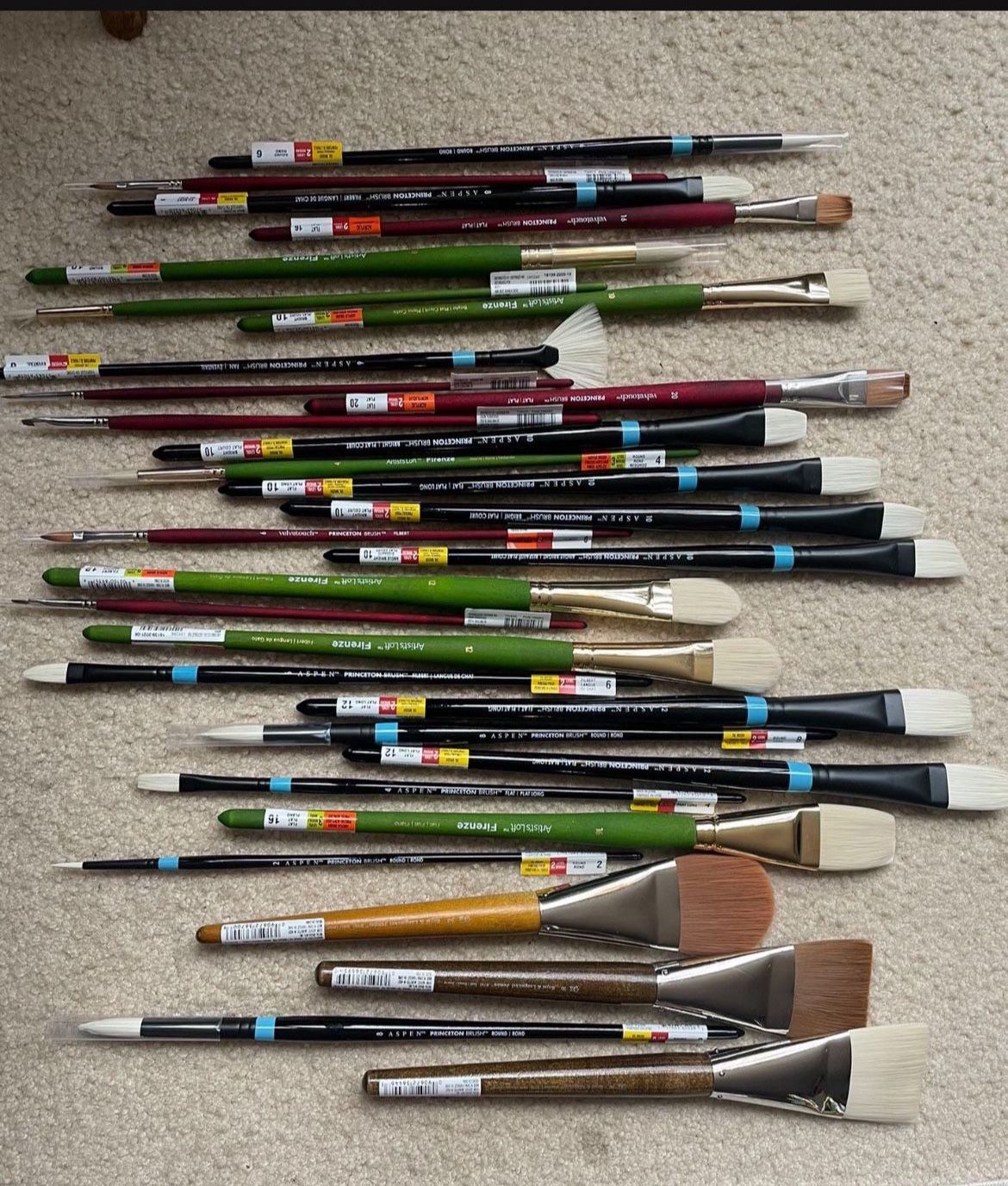 35 High End Paint Brushes. Artist loft, Master touch, Velvotouch, and Royal & Langnickel®.