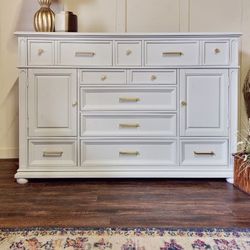 Oversized Gentlemans Chest Dresser Drawers EntryWay