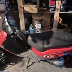 2002 Derbi Red Bullet MS Gas Scooter