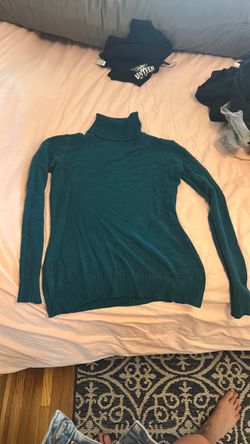 Blue/green turtle neck