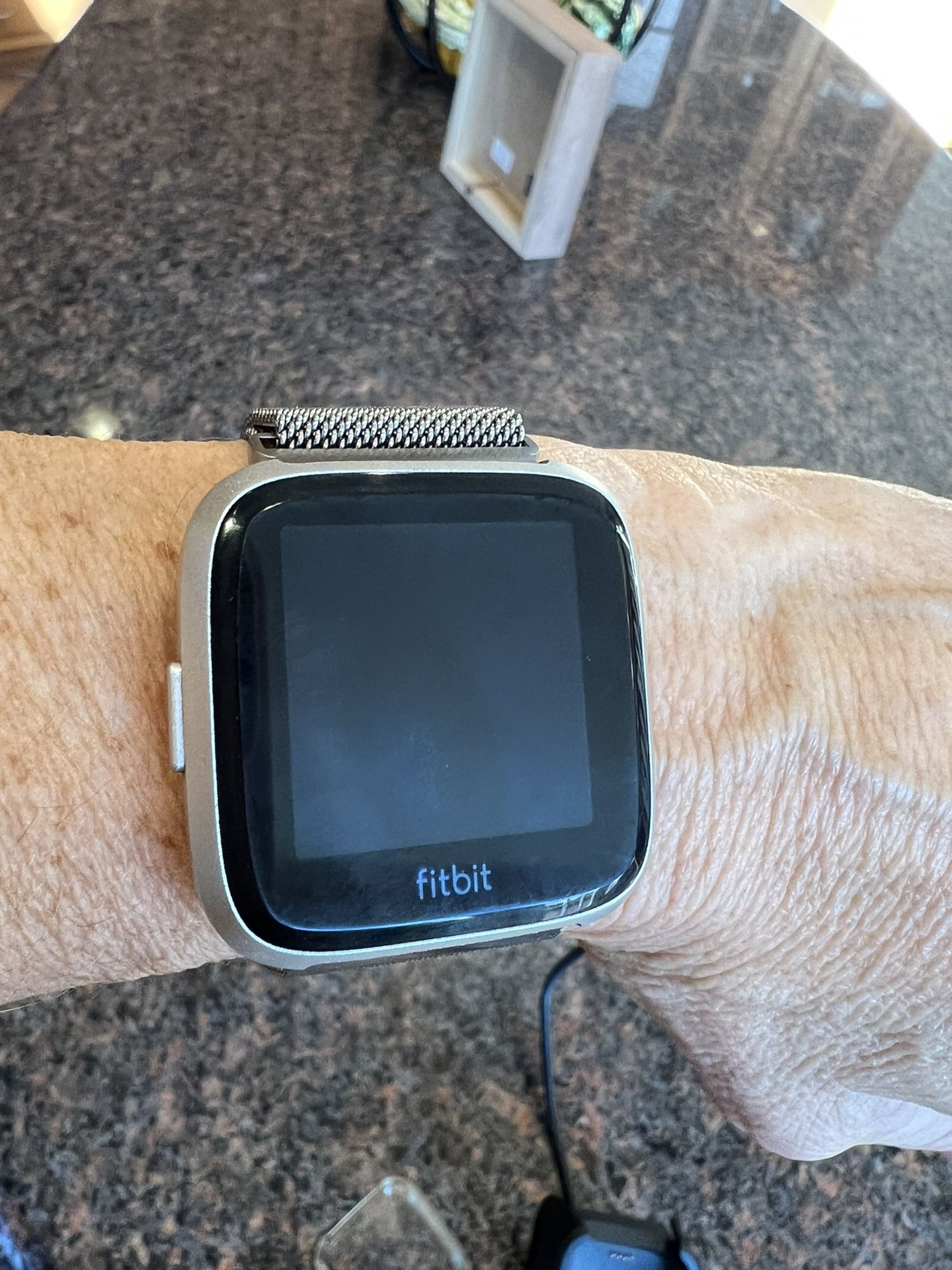 Fitbit versa smartwatch