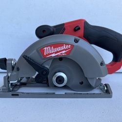 Milwaukee M12 FUEL 12-Volt Lithium-Ion Brushless Cordless 5-3/8 in. Circular Saw (Tool-Only) w/ 16T Carbide-Tipped Metal Saw Blade