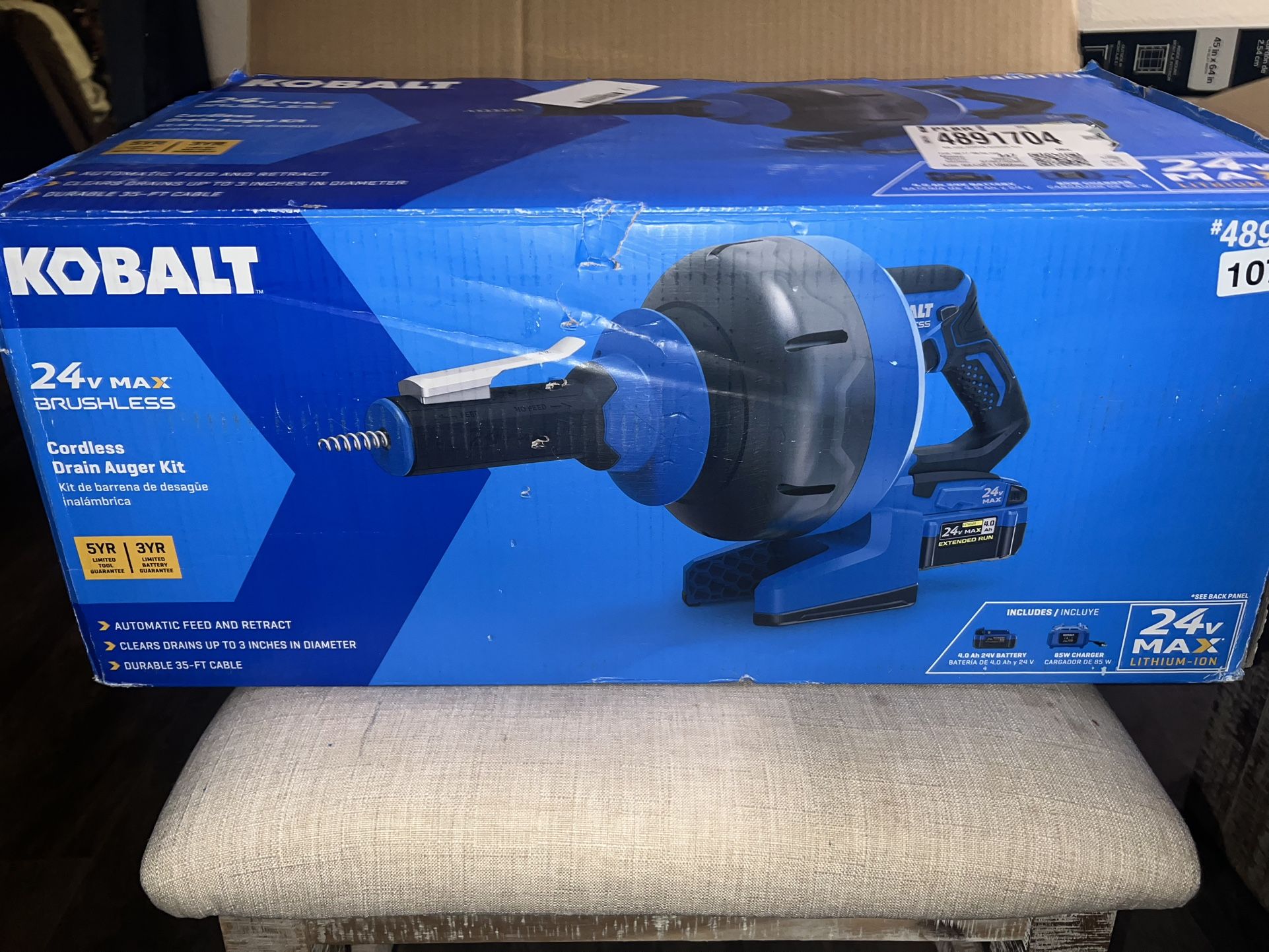 Kobalt 35 Feet Drain Cleaner Auger with https://offerup.com/redirect/?o=VHJhbnNtaXNzaW9uLk5ldw==