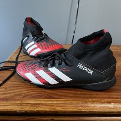 Adidas Soccer Shoes Predator Size 4 1/2