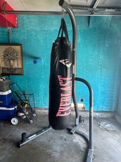Boxing bag with stand