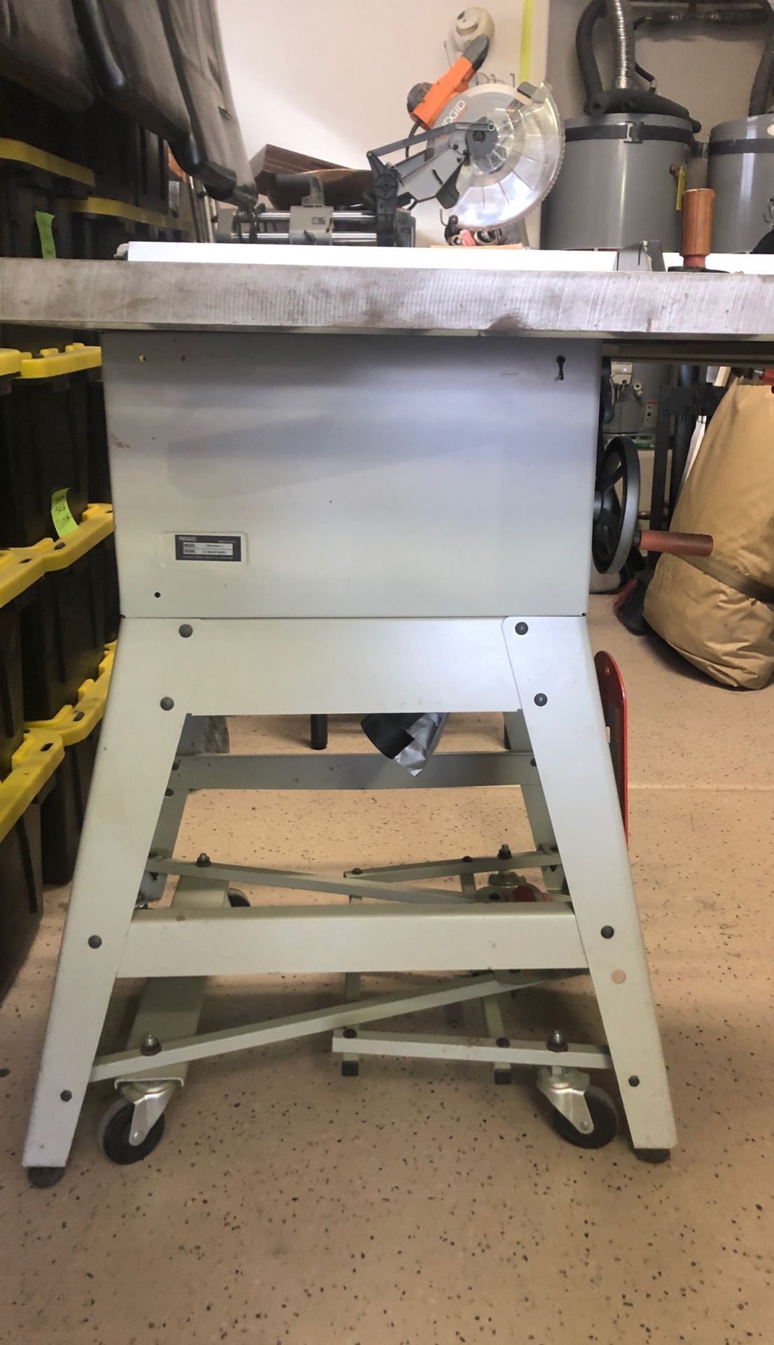 Ridgid 10” TS2424 Table saw with Herc U Lift base for Sale in Las Vegas