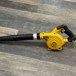 DEWALT DCE100 20V Compact Jobsite Blower 135 MPH 100 CFM (Tool Only)
