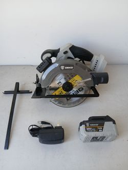 Cordless Circular Saw