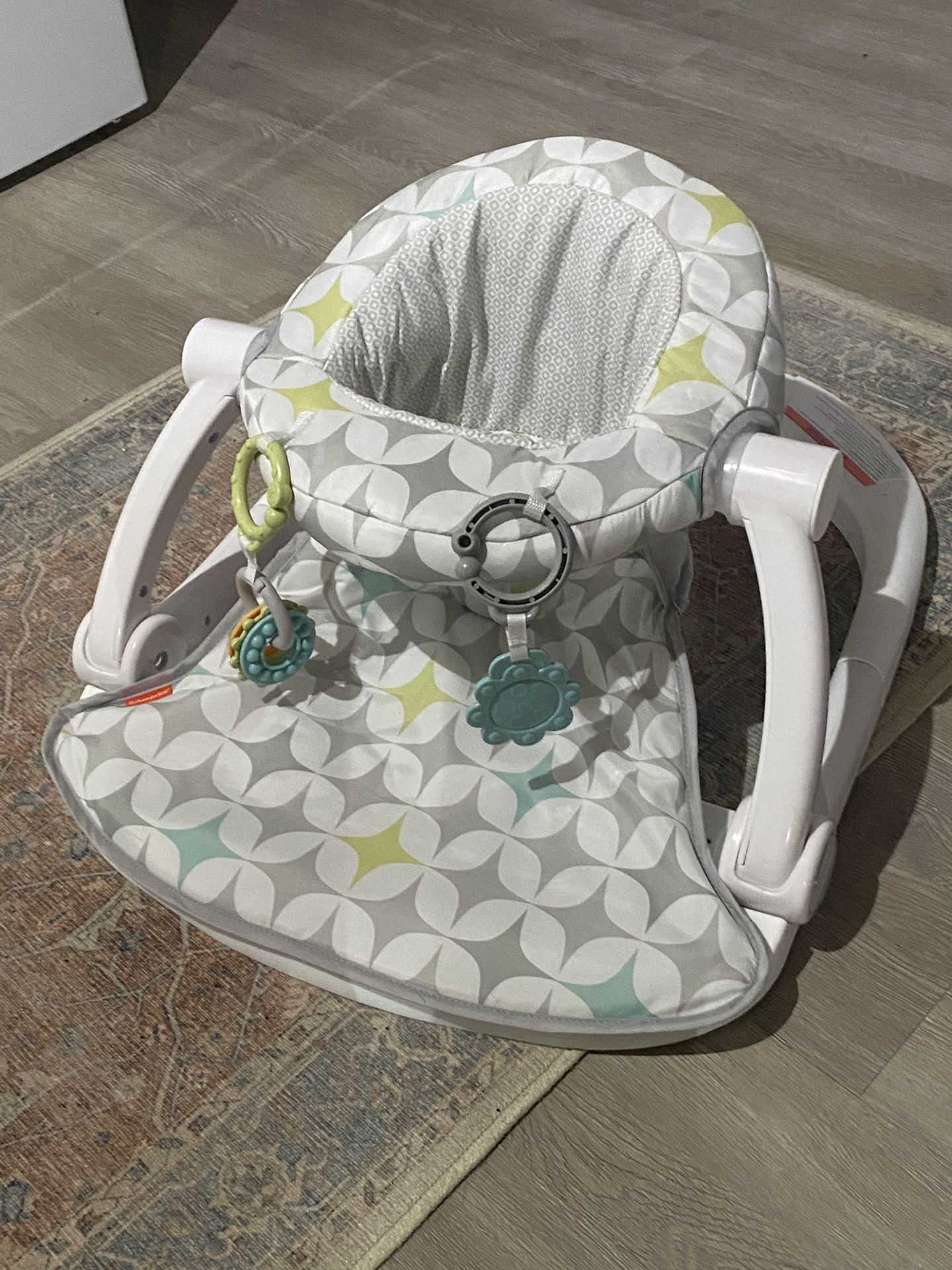 Fisher Price Sit Me Up Floor Seat - Like New