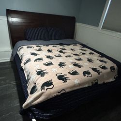 King Platform Wood Bed Frame $300 Or Best Offer 