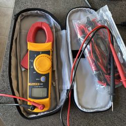 FLUKE 322 Clamp meter 