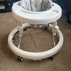 Baby Walker Price 20$. Pick Up. E.  72. and Grand View.  E. Tacoma 
