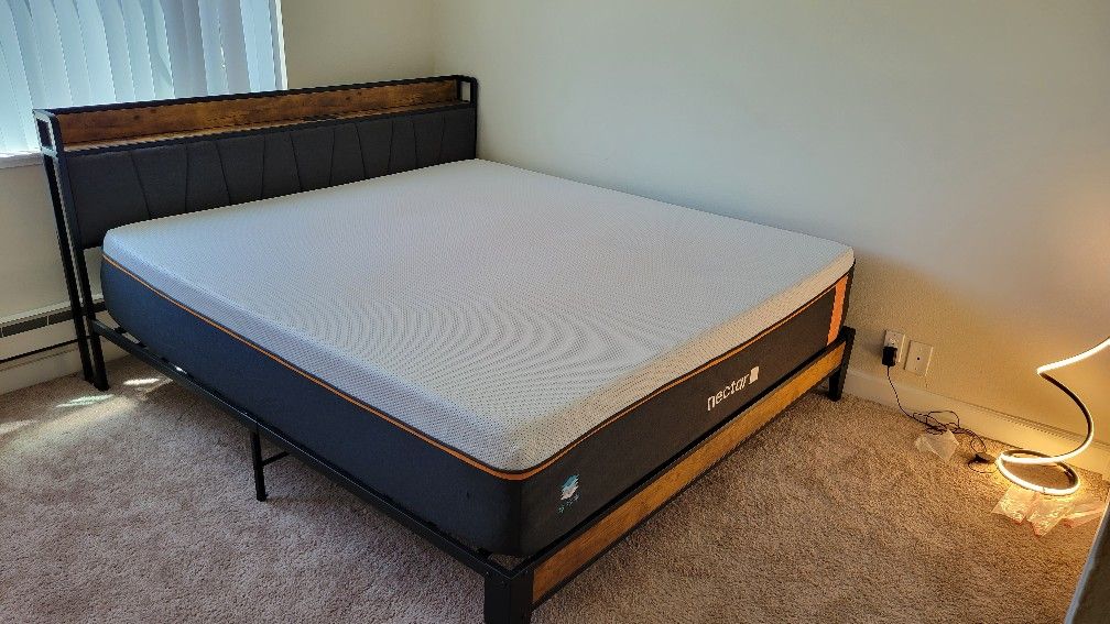 King Size Bed Frame With Headboard & Charging Station (rustic wood/black)