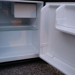 Refrigerator Working Great, $39 And Rolling Table $9