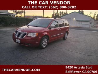 2008 Chrysler Town & Country