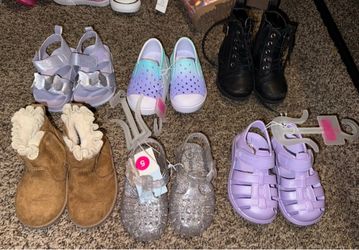 Girls shoes size 5c