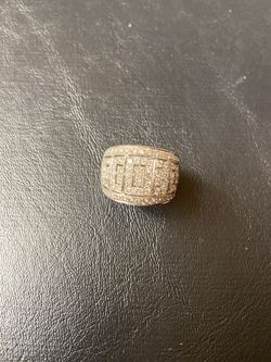 14Kt White Gold Diamond Ring