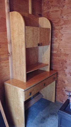 Vintage Lane Desk And Hutch