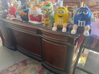Cookies jar’s different sizes different prizes