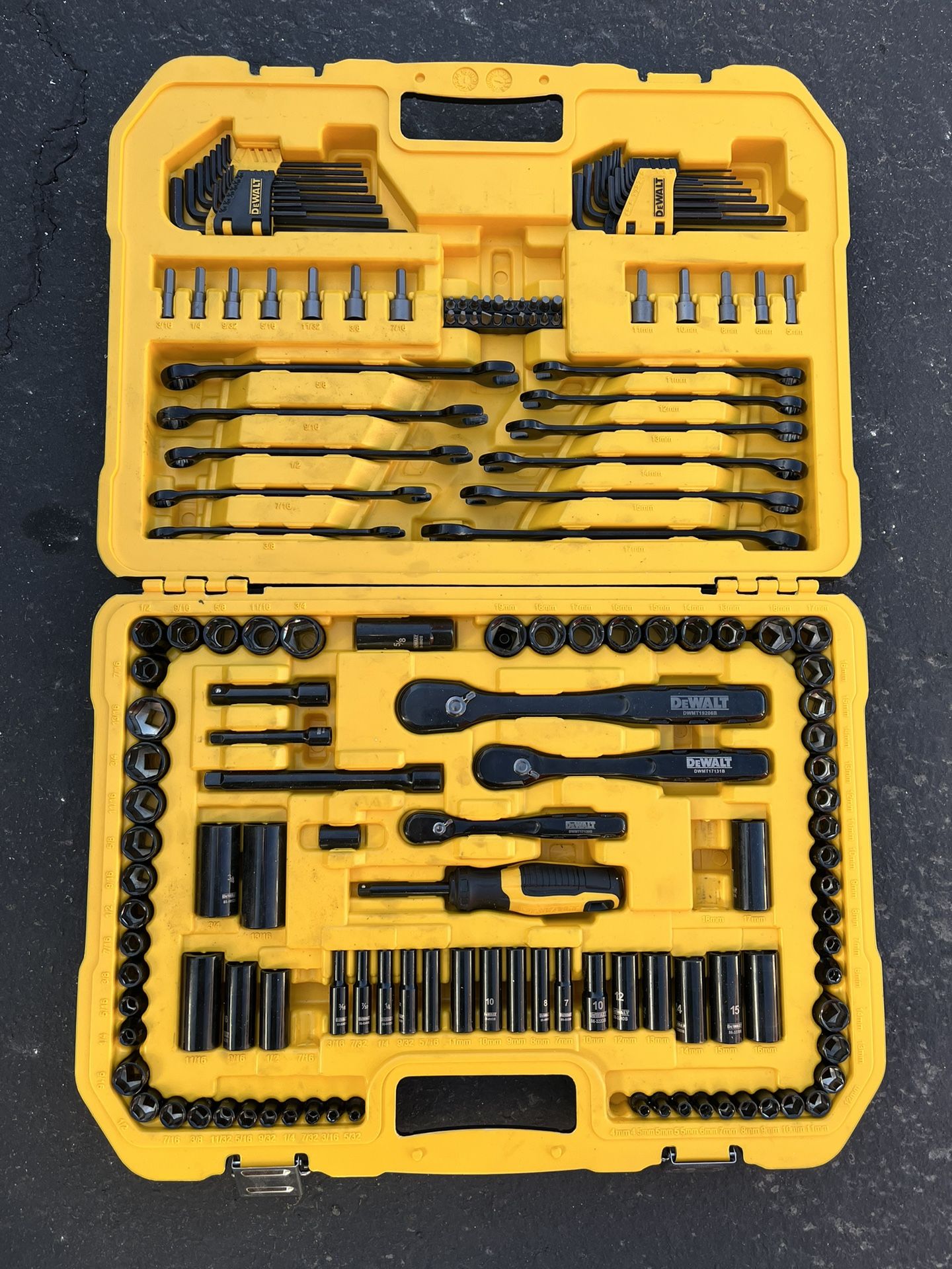 Dewalt Tools (Wrench/Ratchet Set, Oscillating Multi Tool, Circular Saw ...