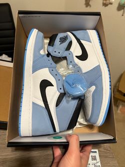 Size 10.5 - Nike Air Jordan 1 Retro OG High University Blue