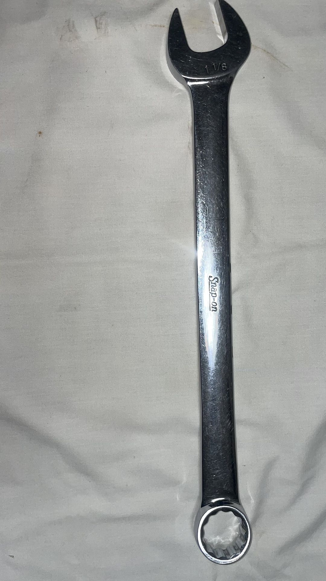 Snap On 1-1/8" 12-Point SAE Flank Drive Combination Wrench