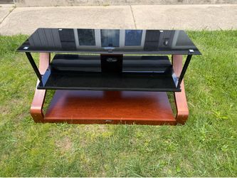 Modern Z-Line Glass TV Stand / Entertainment Center