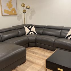 Sectional Sofa 
