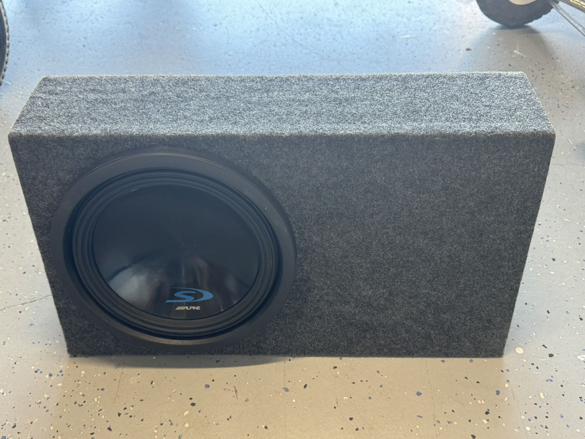 Alpine 12” Sub And Box 