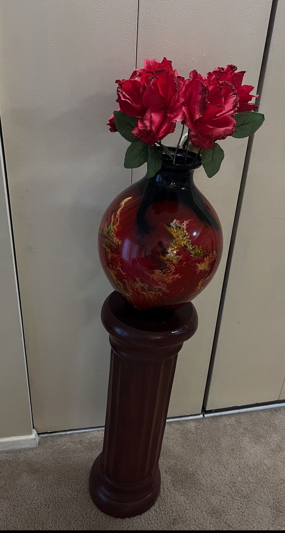 Kutani Flower Vase Craftsman Japan Antique 18”H With Free 28”H Stand Please View All Photos Pick Up In Gaithersburg Md20877