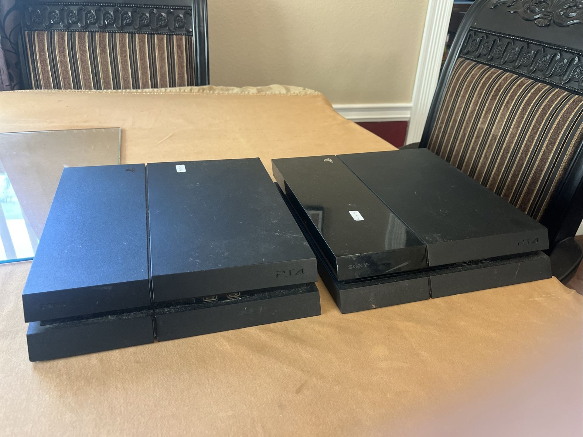 Lot of 2 Playstation 4 PS4 Original 500GB Consoles Only For Parts/Repair