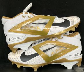 Nike Alpha Menace Pro 4 Cleats