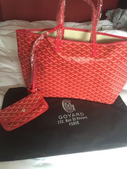 Goyard size GM