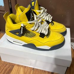 jorden 4s retro lightnings