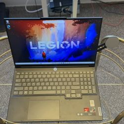 Lenovo Legion S7 16ARHA7 1TB Ryzen 9 6900HX CPU 24GB Ram AMD Radeon RX 6800S GPU