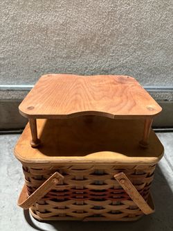 Vintage Woven Wood Picnic Basket with Pie Riser Shelf