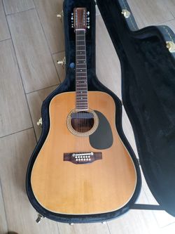 Alvarez 5054 store 12 string