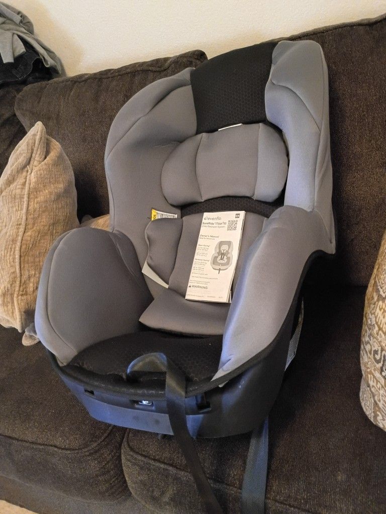 Evenflow Carseat , Brand New Very Awesome For Children