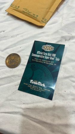 Super Bowl XXX 1996 Farm Rich Commemorative Coin with Card Dallas Cowboys vs Pittsburgh Steelers Vintage NFL Memorabilia