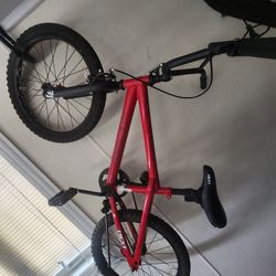 Dynacraft Wipeout BMX Bike