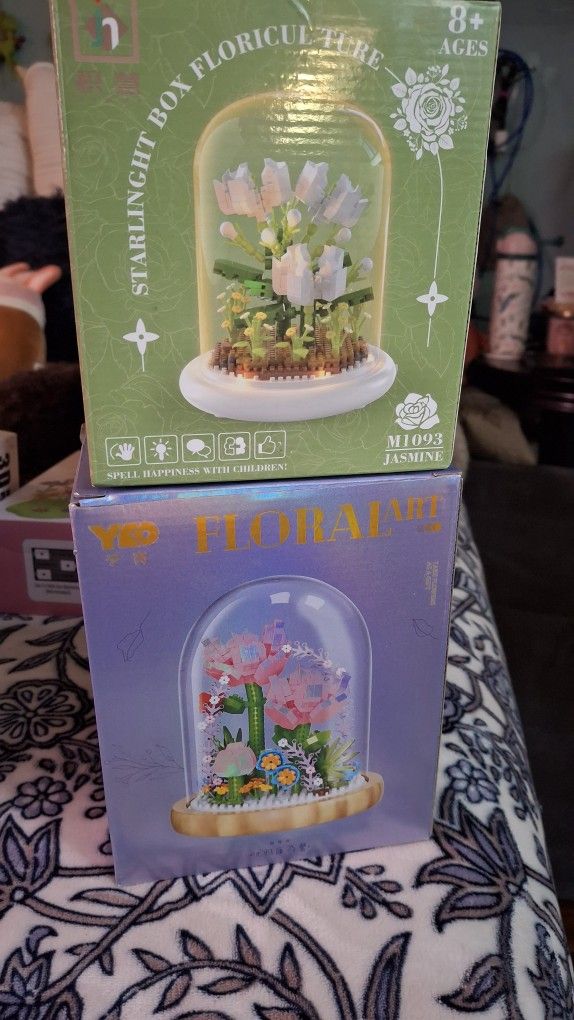 Floral Art Building Toy Bundle