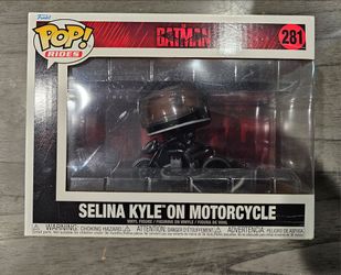 $25-Funko Pop! Rides Batman Selina Kyle Catwoman on Motorcycle #281