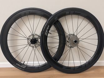 Zipp 303s Carbon Disc Wheel Set