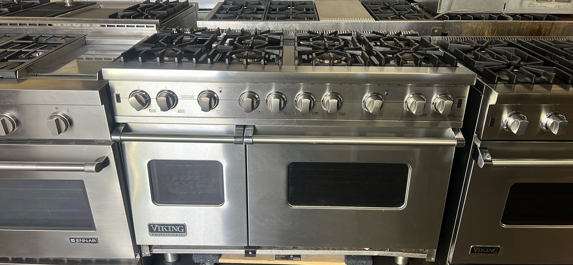 VIKING 48”WIDE ALL GAS RANGE STOVE IN STAINLESS STEEL 